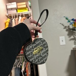 The cutest little pouch!!